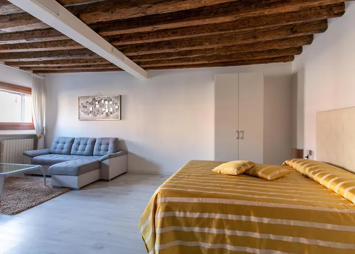 Canaletto Apartment Rialto